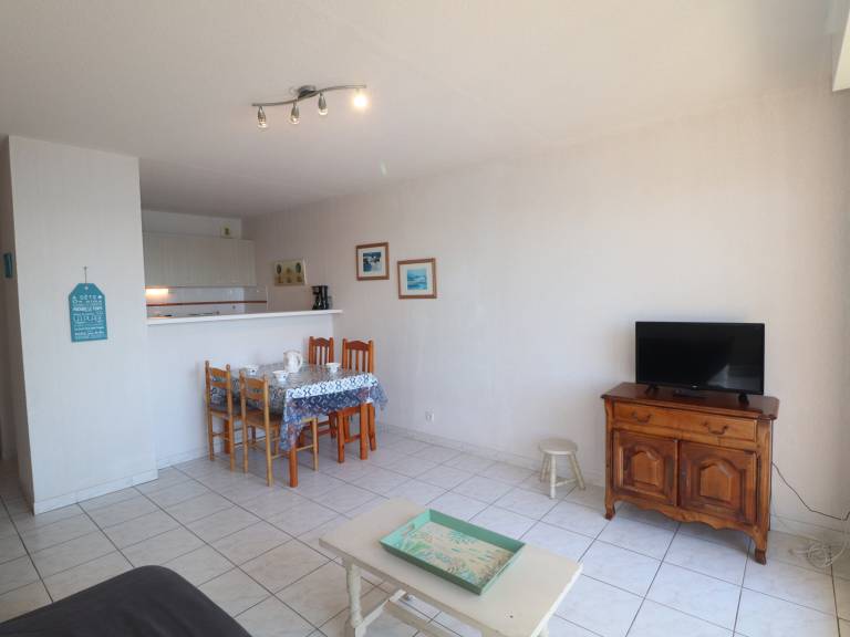 Rental apartment with pool — photo 3