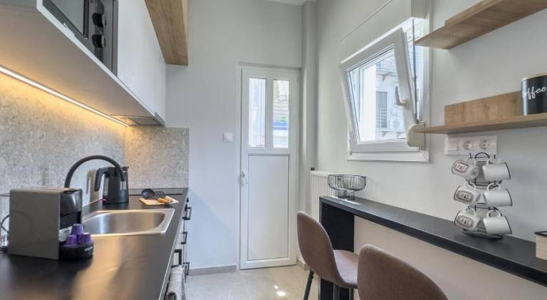 Rental apartment | Close to Odeon of Herodes Atticus — photo 5