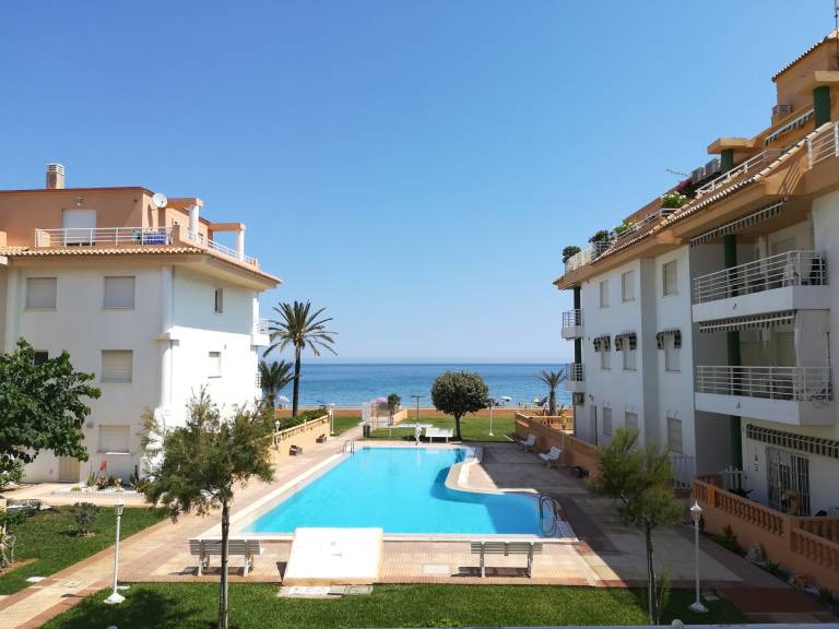 Rental apartment with garden, patio & pool | Close to the beach | Dogs allowed — photo 3