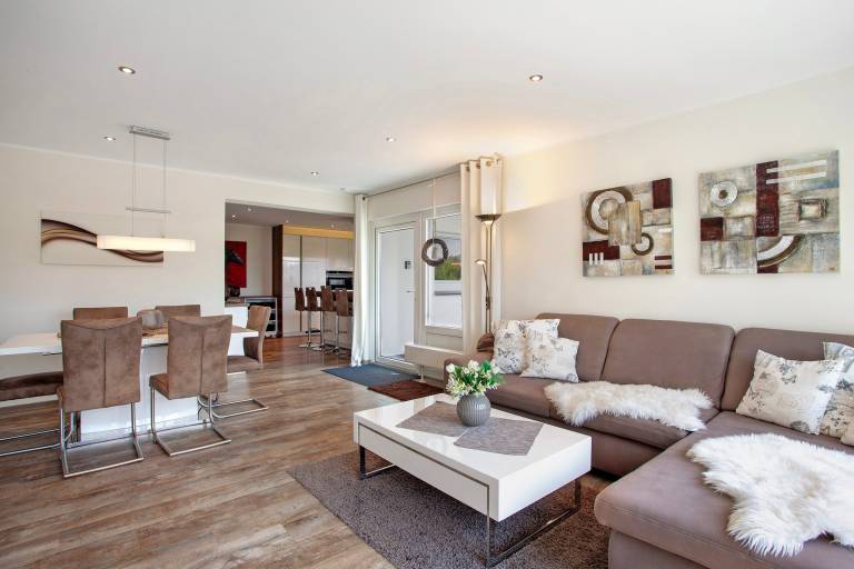 Apartment 'Am Wald' with Private Terrace, Shared Garden and Wi-Fi — photo 4