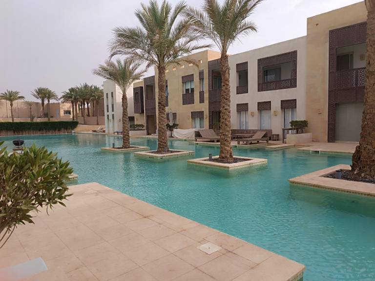 TAJ HOME, Scarab 2BR Ground floor, Pool view. in Hurghada