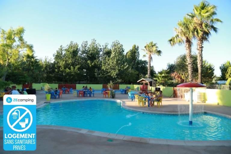 Vacation home with grill & pool | Pet-friendly — photo 2