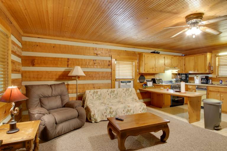 Golfer's Getaway: Hephzibah Home w/ Pool Access — photo 3