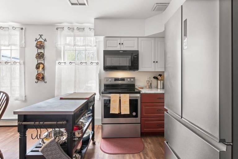 Apartment Newmarket