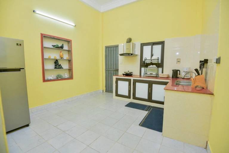 Hằng Home - 4BRs • Train View • Balcony • Gym — photo 5