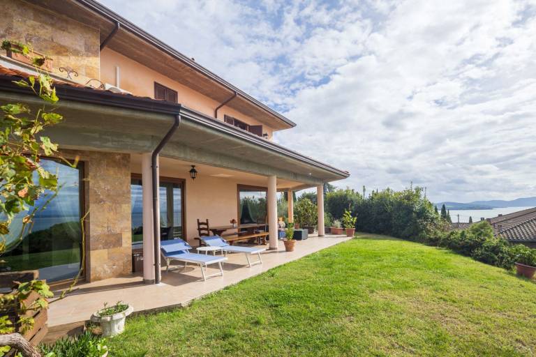 Family-friendly villa with BBQ, garden & patio | Beach nearby | Good for workation | Dogs allowed — photo 3
