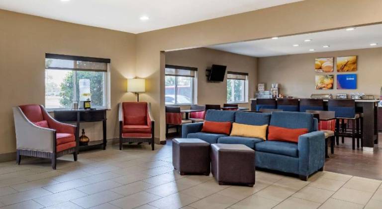Comfort Inn Oklahoma City South - I-240 — photo 5