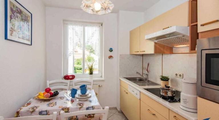 Holiday apartment with 1 room for 4 persons — photo 3