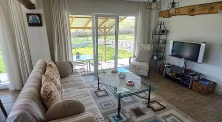Vacation home with garden, terrace & barbeque | Suitable for remote work in Marmara