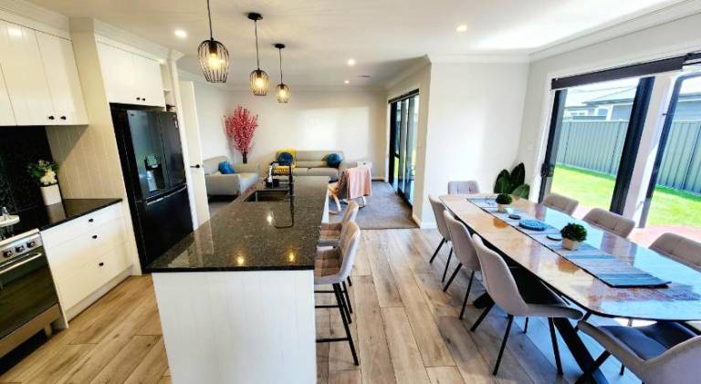 240 m&sup2; Ferienhaus