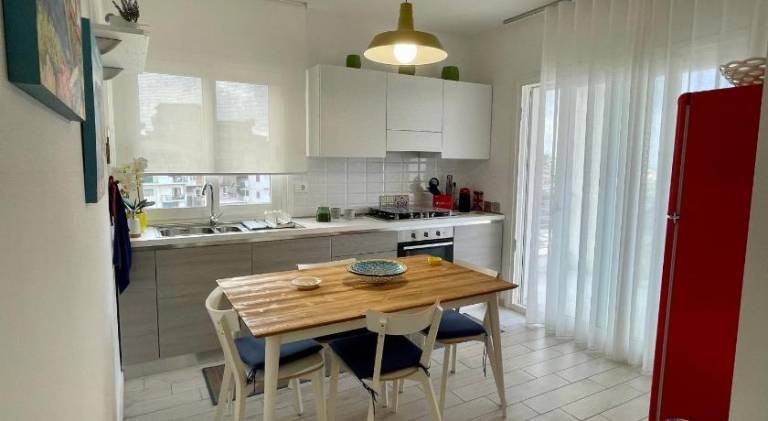 Apartment with pool — photo 4