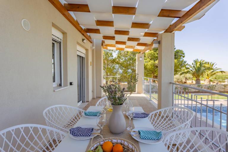 Villa with yard, terrace & private pool | Good for workation — photo 3
