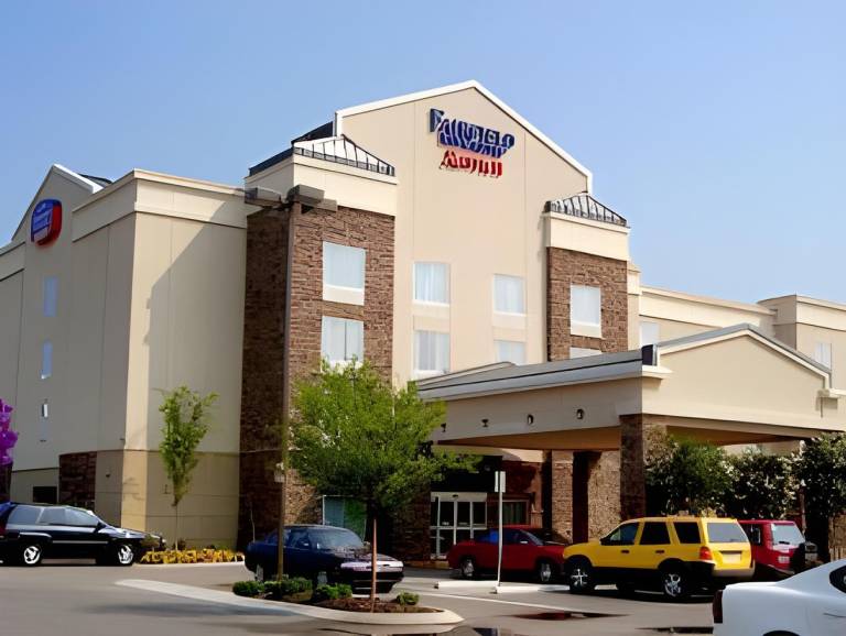 Stones River Inn & Suites in Murfreesboro, TN
