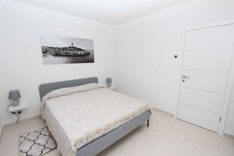 Apartment with 2 rooms for 3 persons — photo 2