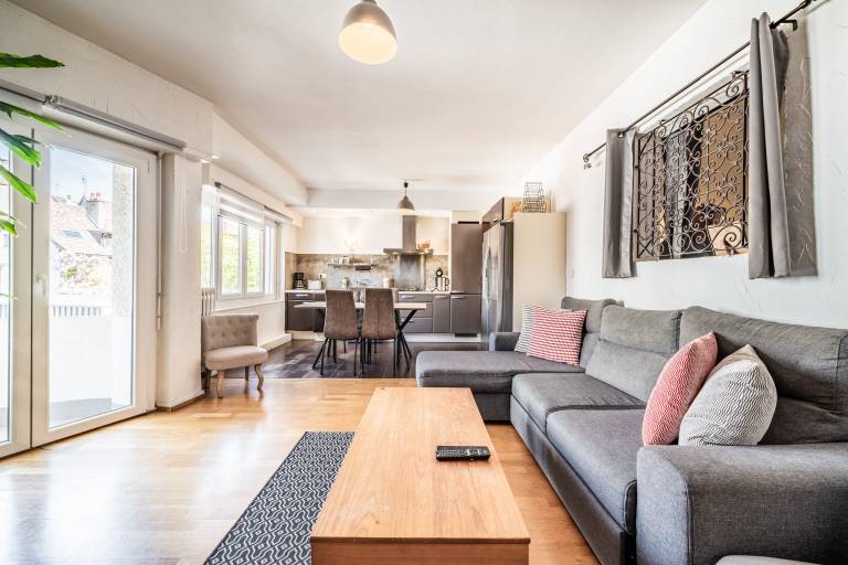 Rental apartment with fast internet | City view — photo 2