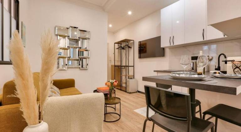 Holiday apartment | Next to Sacré-Cœur | Pets are welcome — photo 3