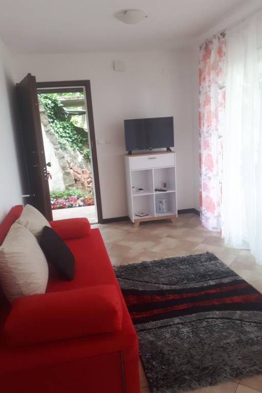 Rental apartment with barbecue, pool & garden | Nature view — photo 4