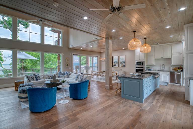 House  Grand Lake Towne