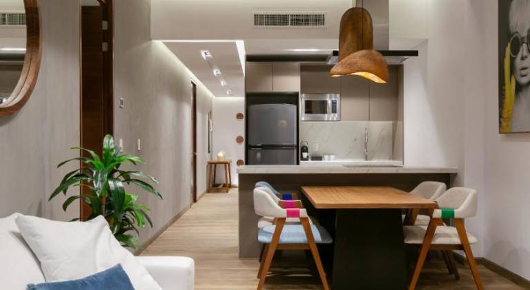 Serviced apartment with terrace & pool — photo 4