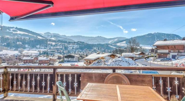 Chalet with 2 rooms for 6 persons in Megève