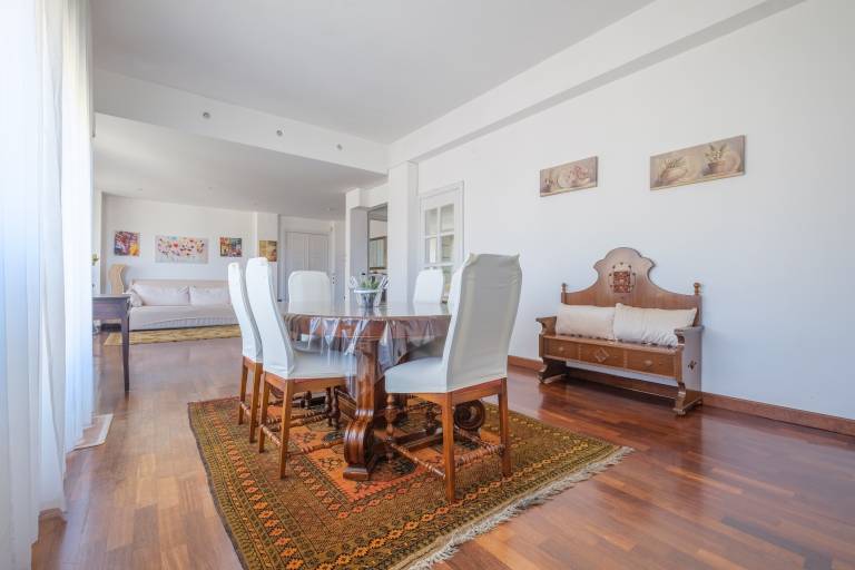 Fully equipped lovely rental apartment with fast internet | City view | Close to the beach | Suitable for remote work | Pets are welcome — photo 5