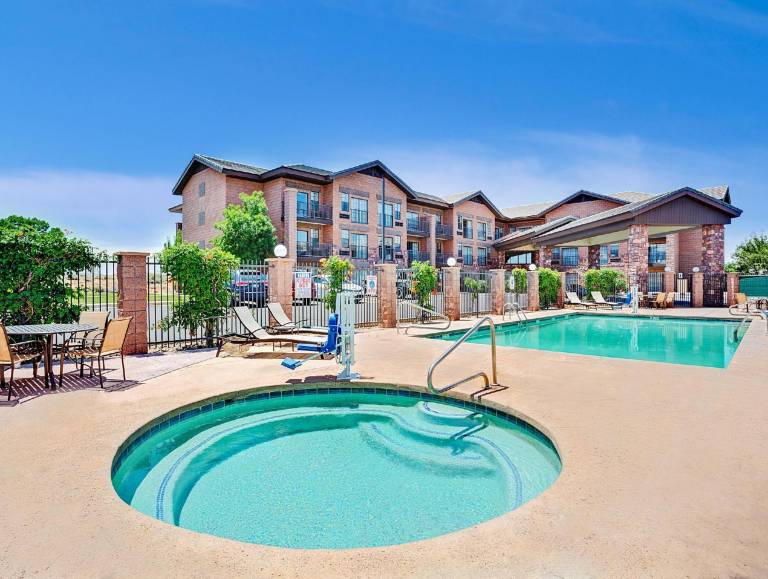 Days Inn & Suites by Wyndham Page Lake Powell — photo 2