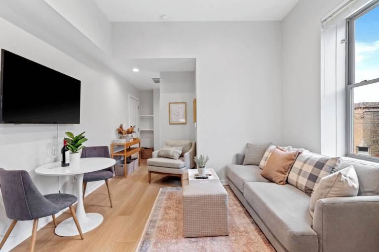 Apartment Racine