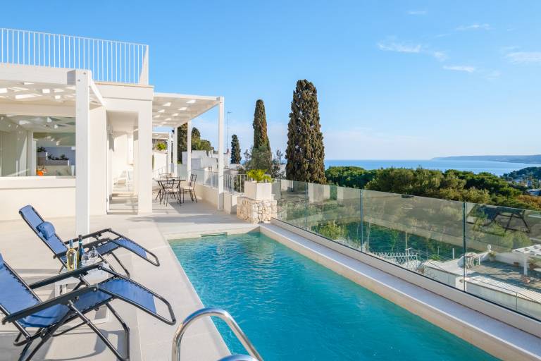 Child-friendly rental apartment with private pool | Nature view | Pet-friendly — photo 2