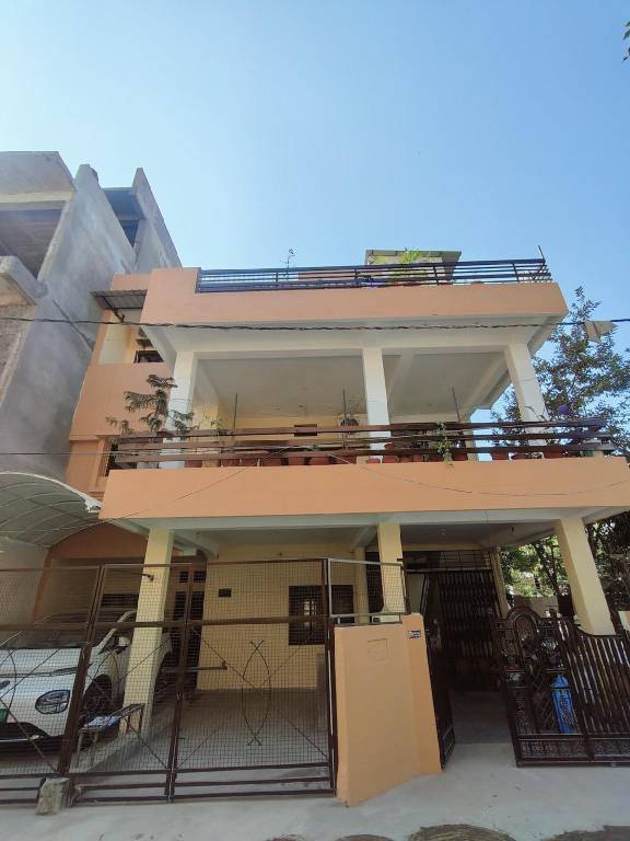 Vacation home with 4 rooms for 11 persons in Indore