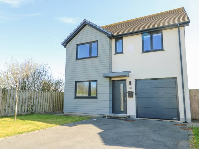Cottage Llanfaelog