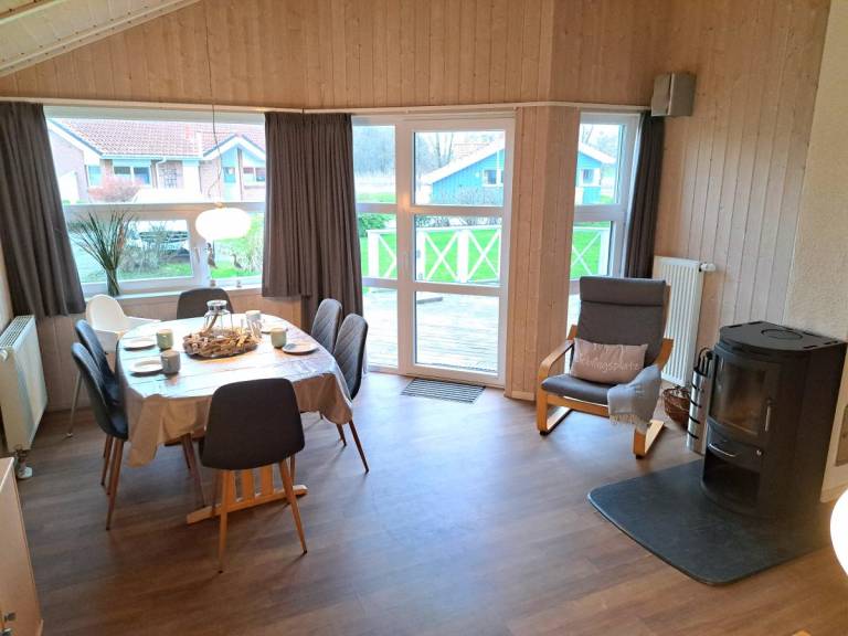 Vacation home with barbeque, jacuzzi & terrace — photo 4