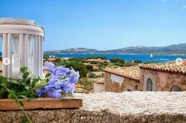Villa | Next to the beach | Pets are welcome in Baja Sardinia