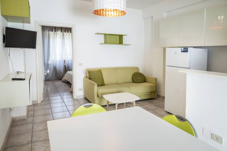 Apartment with 1 room for 4 persons — photo 2