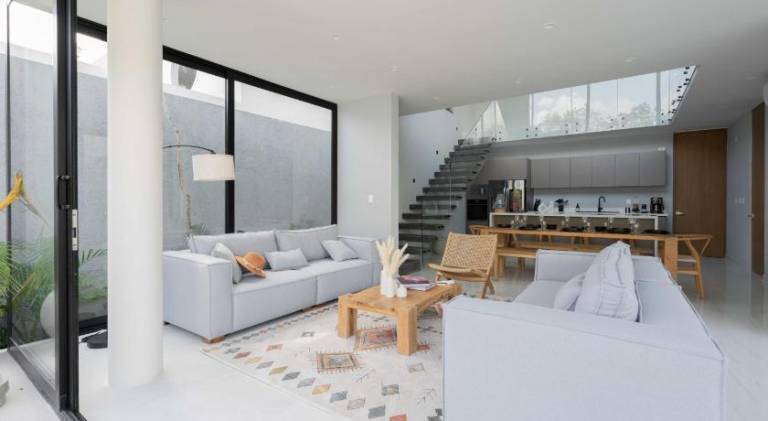 Vacation home with terrace & private pool — photo 3