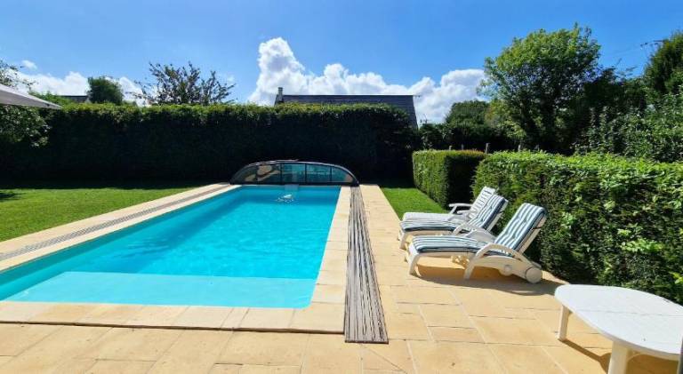 Vacation home with jacuzzi & pool — photo 3