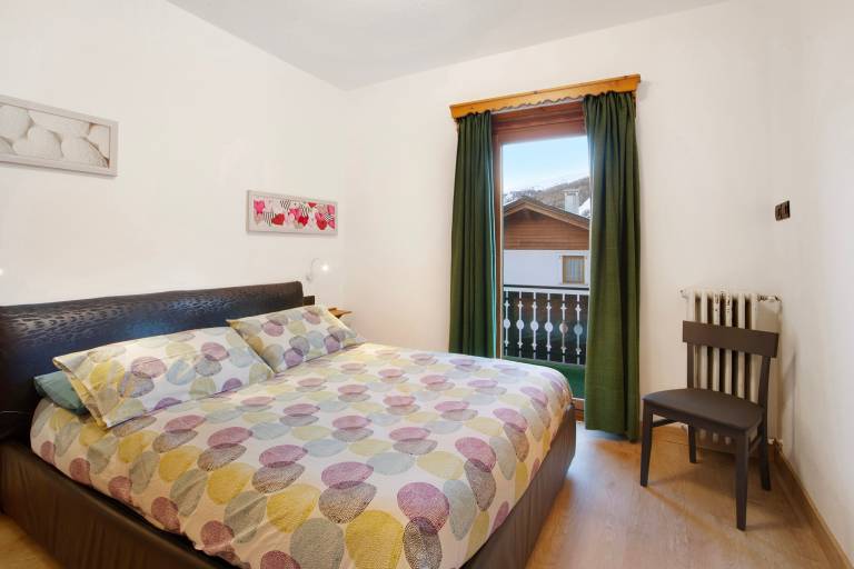Holiday apartment with fast internet | Garden view in Livigno