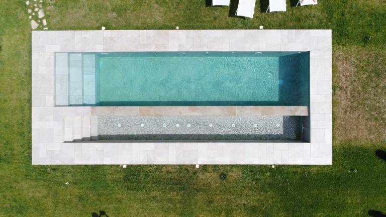 Children-friendly villa with private pool, garden & jacuzzi | Pets are welcome — photo 4