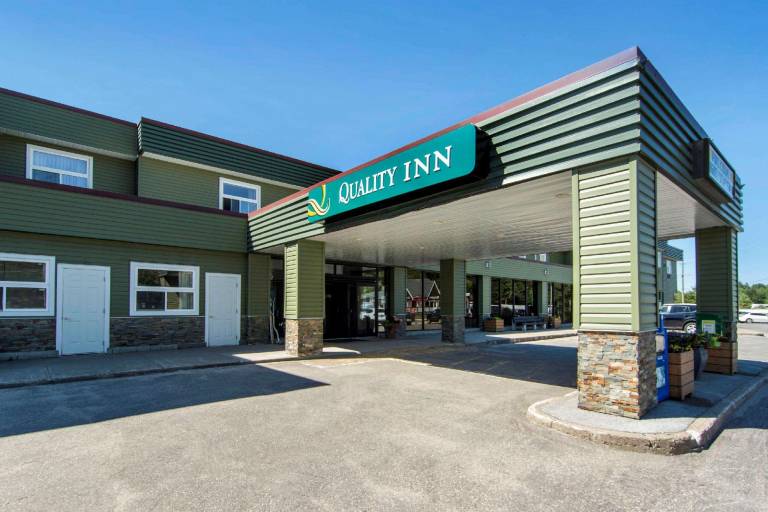 Quality Inn in Bracebridge, ON
