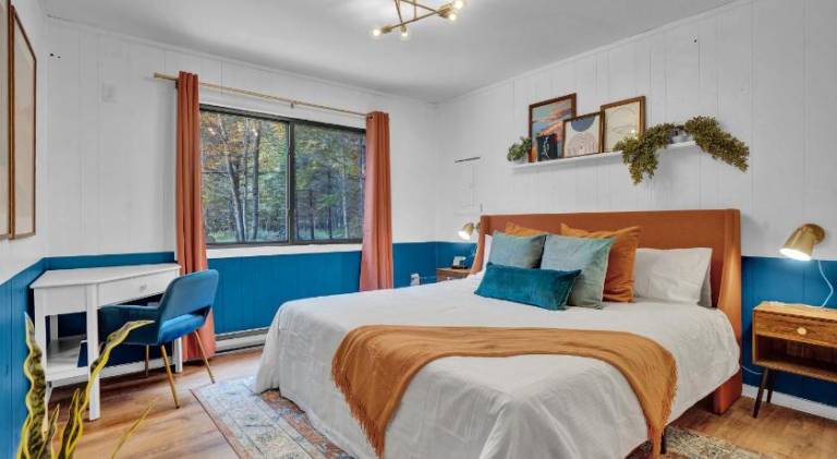 Lovely vacation home with jacuzzi & pool | Pet-friendly — photo 2
