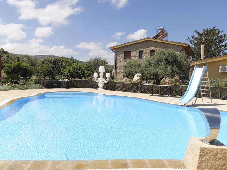 Agriturismo  Castelbuono