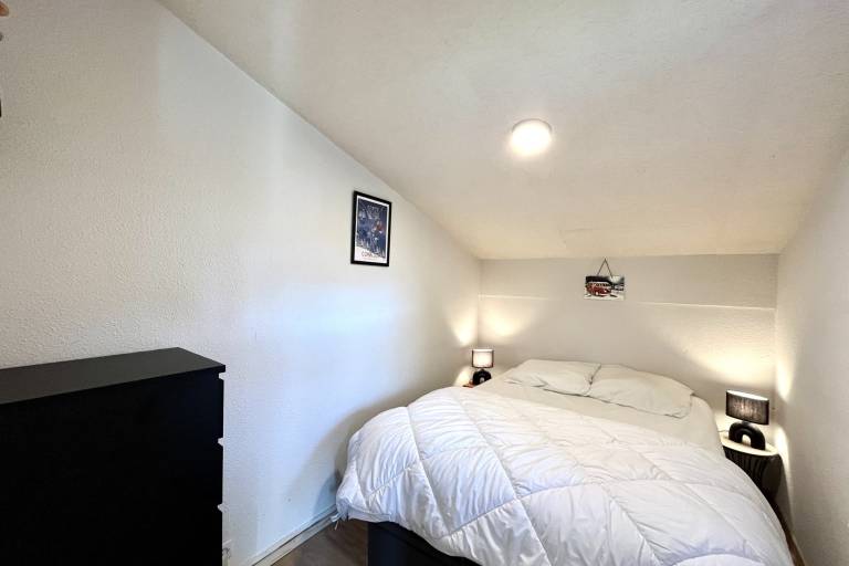 Rental apartment with 2 rooms for 4 persons — photo 3