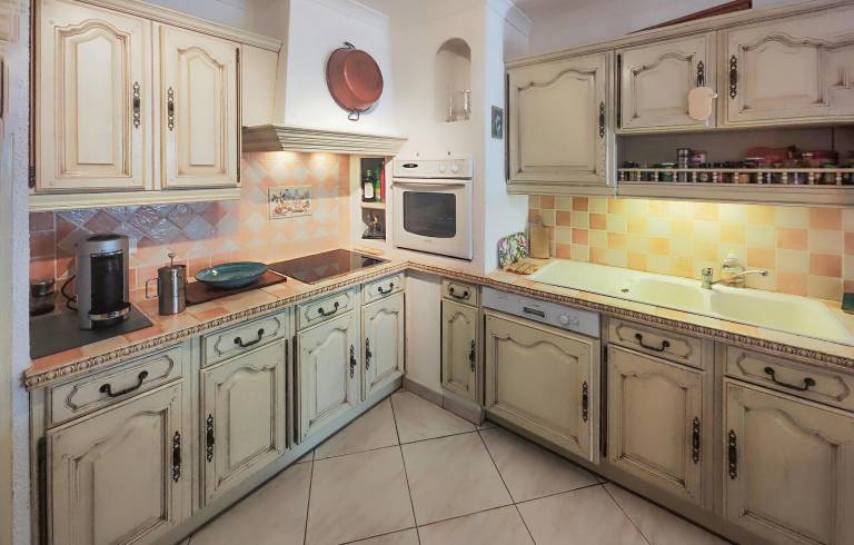 House  Abeilhan
