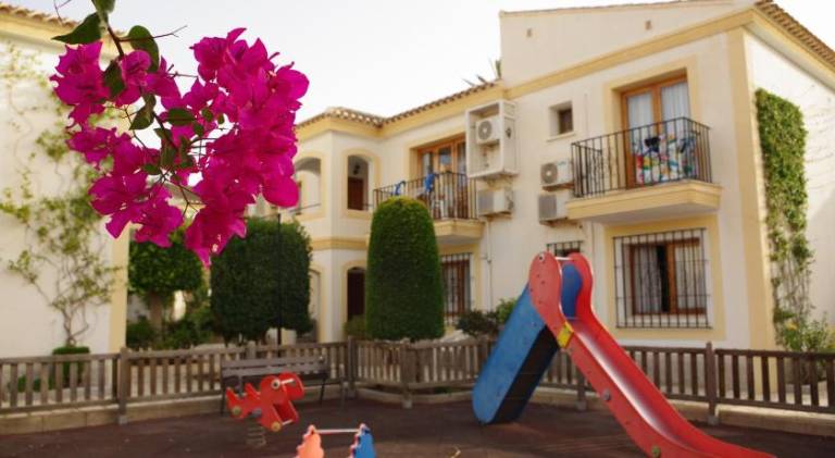 Holiday apartment with yard, private pool & terrace | Close to the beach | Suitable for remote work | Pets allowed — photo 3