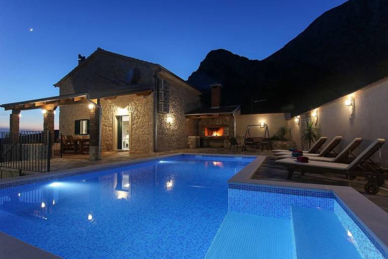 Ferienhaus in Blato, Živogošće für max. 6 Personen Ferienhaus in Blato, Živogošće für max. 6 Personen