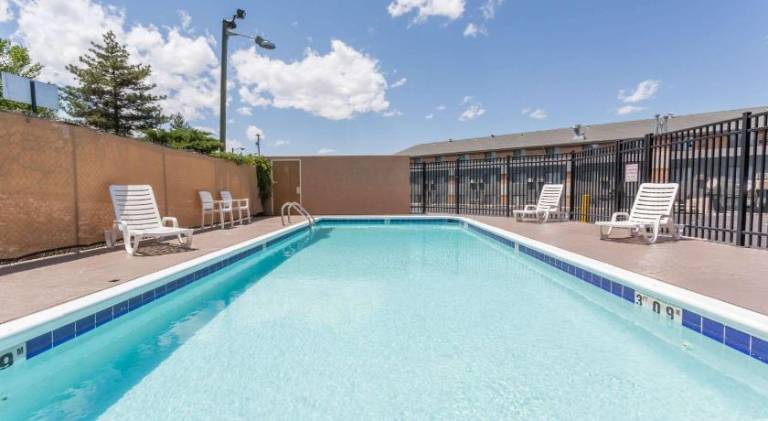 Super 8 by Wyndham Grand Junction Colorado — photo 2