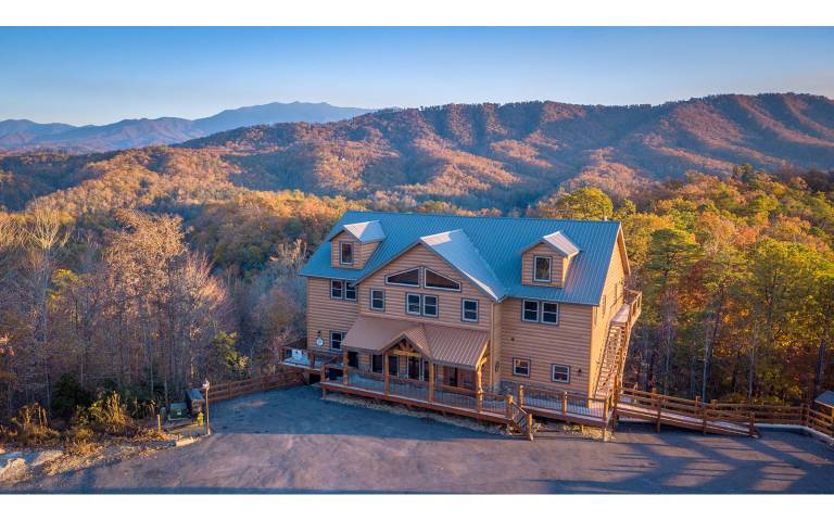 Mountview Paradise - Pool, Mountain View & Games! — photo 4