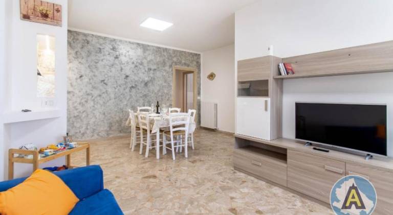 Apartment with barbeque, garden & terrace | Beach nearby | Pets allowed in Silvi