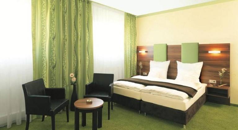 Hotel und Cafe Paso — photo 2
