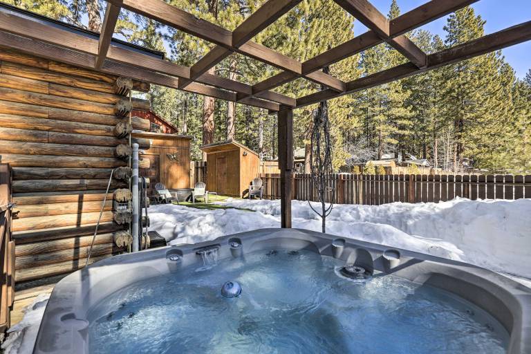 Dog-Friendly Kings Beach Log Cabin w/ Hot Tub! — photo 2