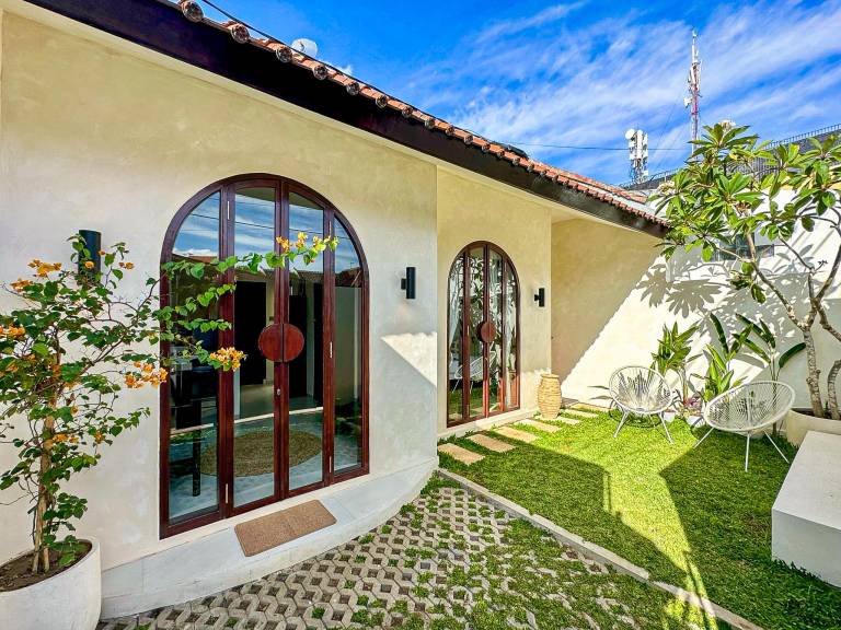 Nice vacation home with yard, patio & private pool | Perfect for remote work | Pets allowed — photo 2